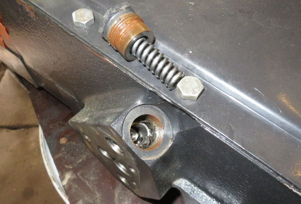 Ulkoisen hydrauliikan varoventtiili