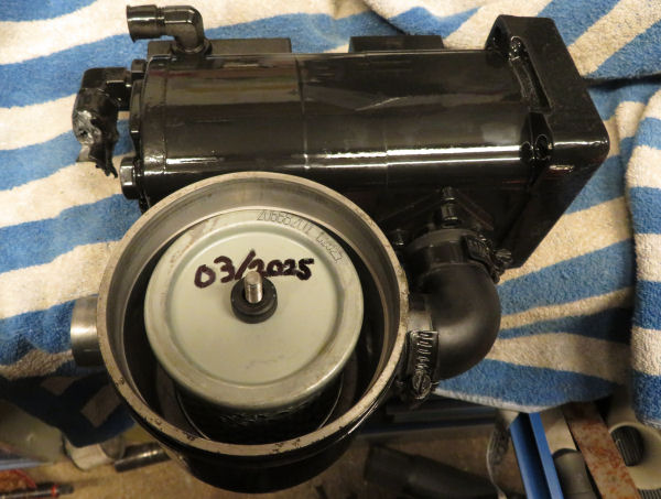 Uusi hydrauliikan imusuodatin